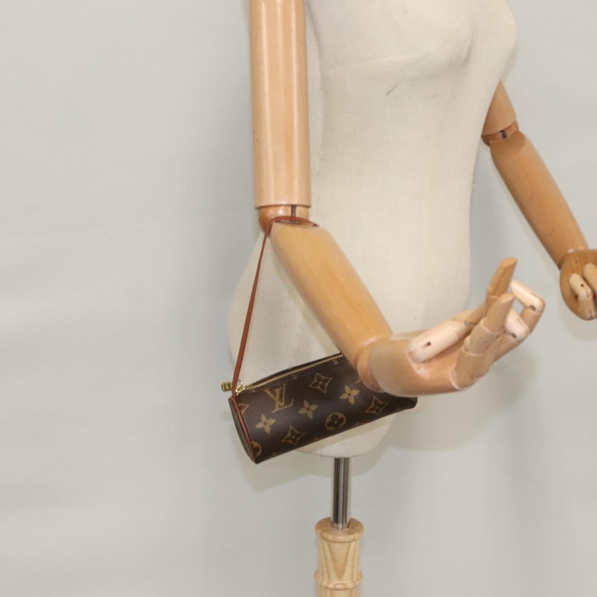 LOUIS VUITTON Monogram Papillon Pouch LV 104430A