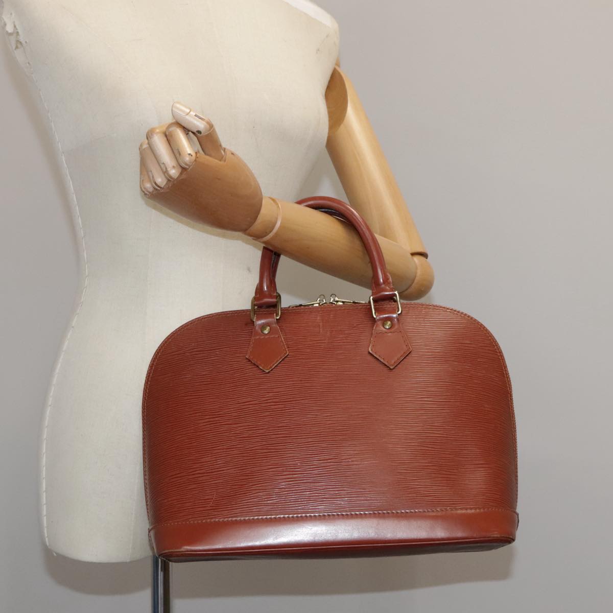LOUIS VUITTON Epi Alma Hand Bag Brown M52143 LV 104432