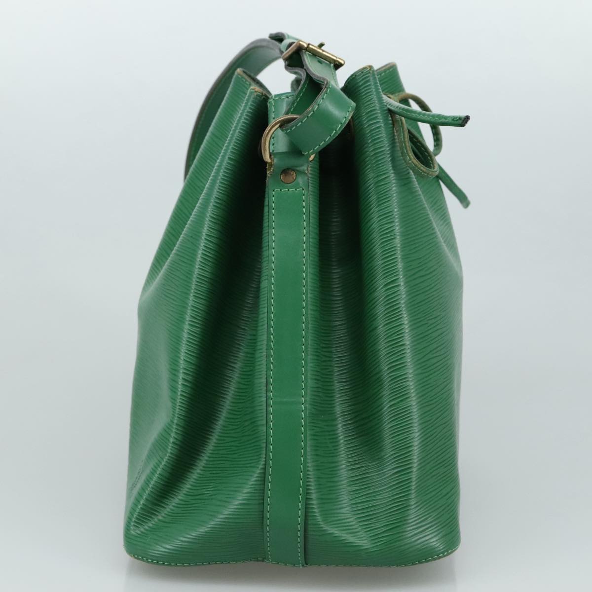 LOUIS VUITTON Epi Petit Noe Shoulder Bag Green M44102 LV 104433