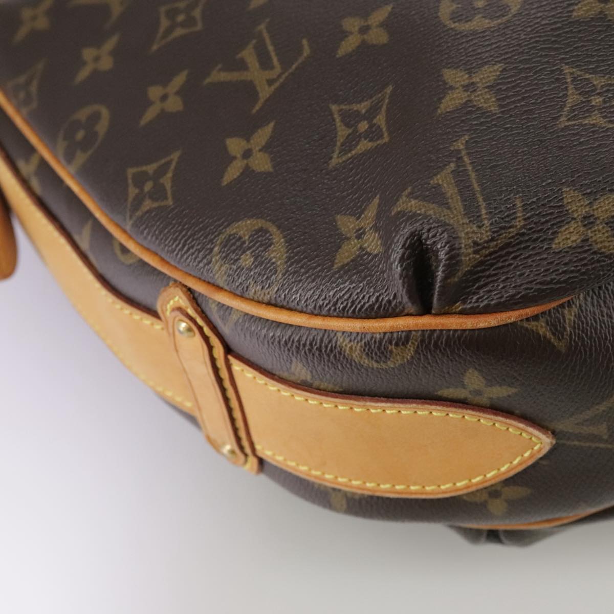 LOUIS VUITTON Monogram Tolum GM Shoulder Bag M40075 LV 104442