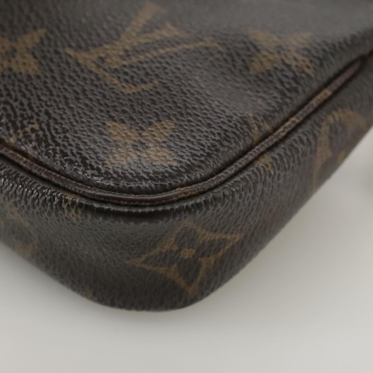 LOUIS VUITTON Monogram Label Mini Pochette Accessoires Pouch M63798 104504