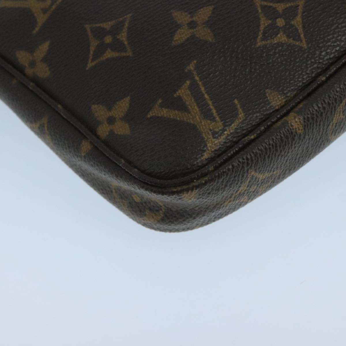 LOUIS VUITTON Monogram Pochette Accessoires Pouch M51980 LV 104671