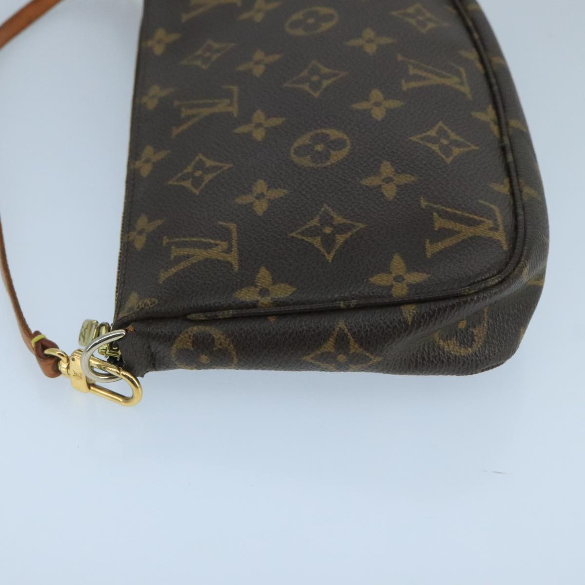 LOUIS VUITTON Monogram Pochette Accessoires Pouch M51980 LV 104671