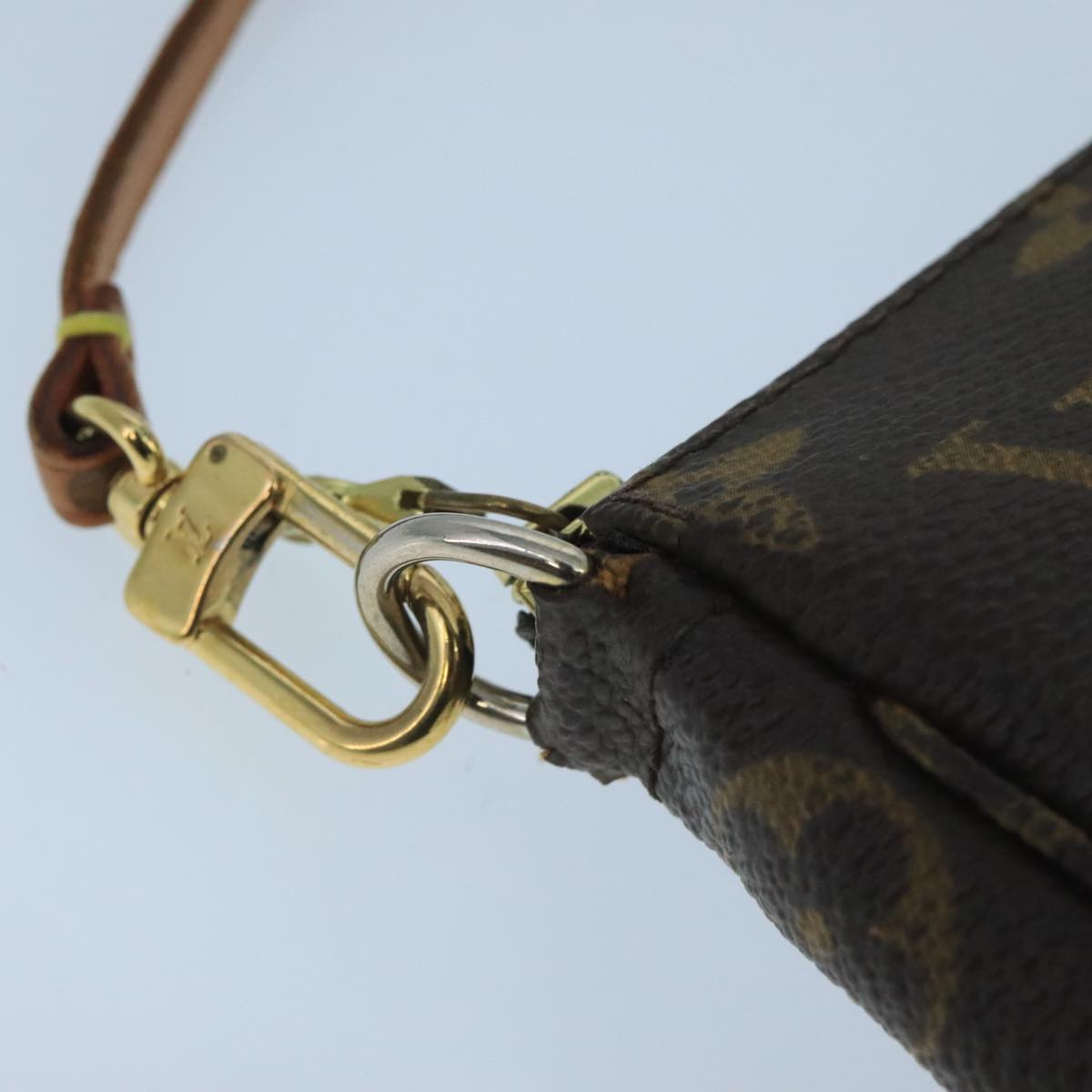LOUIS VUITTON Monogram Pochette Accessoires Pouch M51980 LV 104671