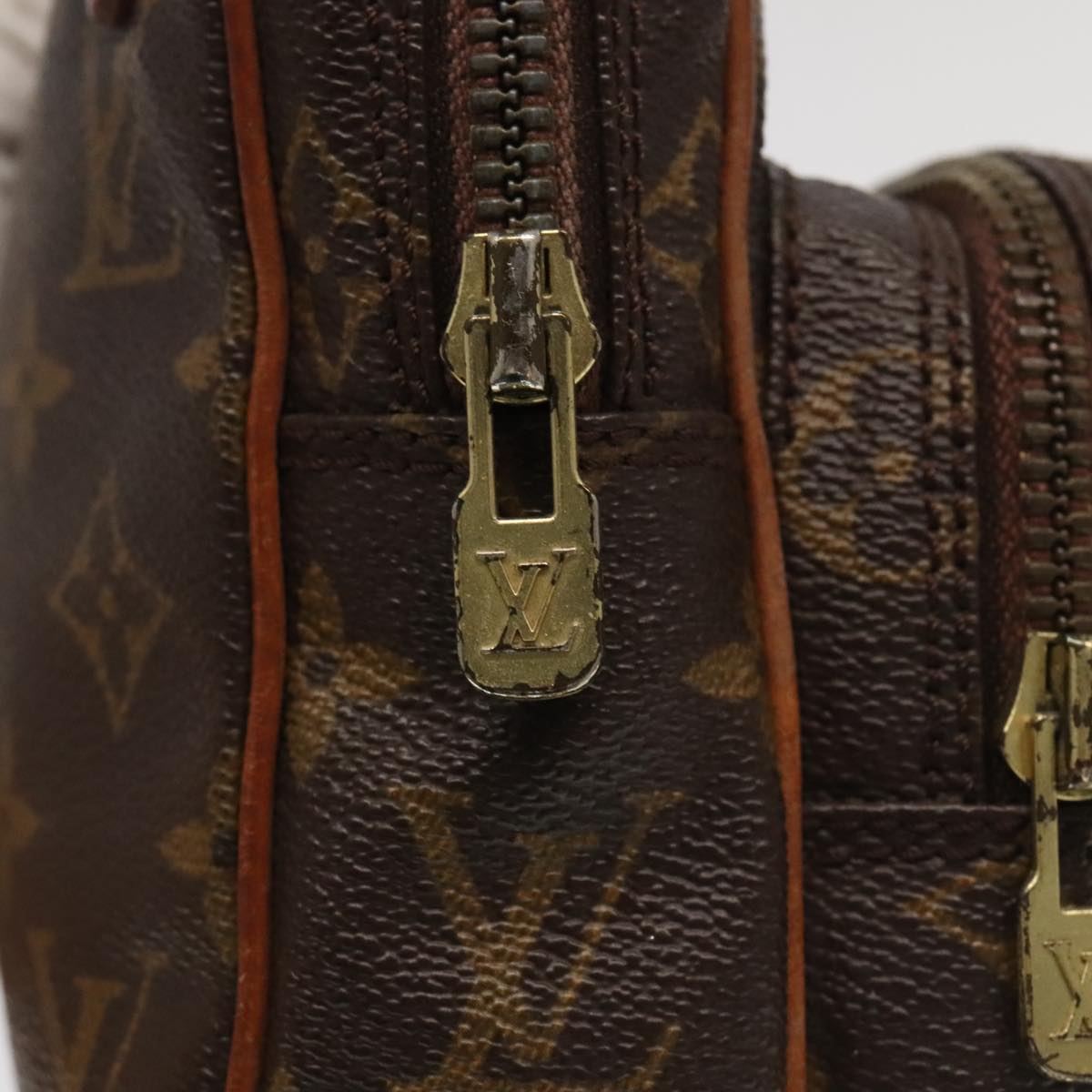 LOUIS VUITTON Monogram Mini Amazon Shoulder Bag M45238 LV 104711