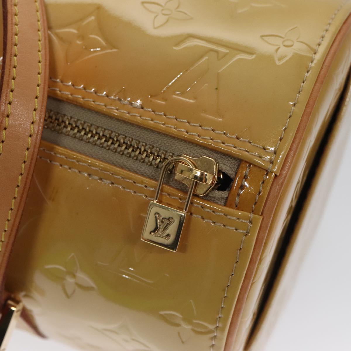LOUIS VUITTON Monogram Vernis Bedford Hand Bag Beige M91006 LV 104718