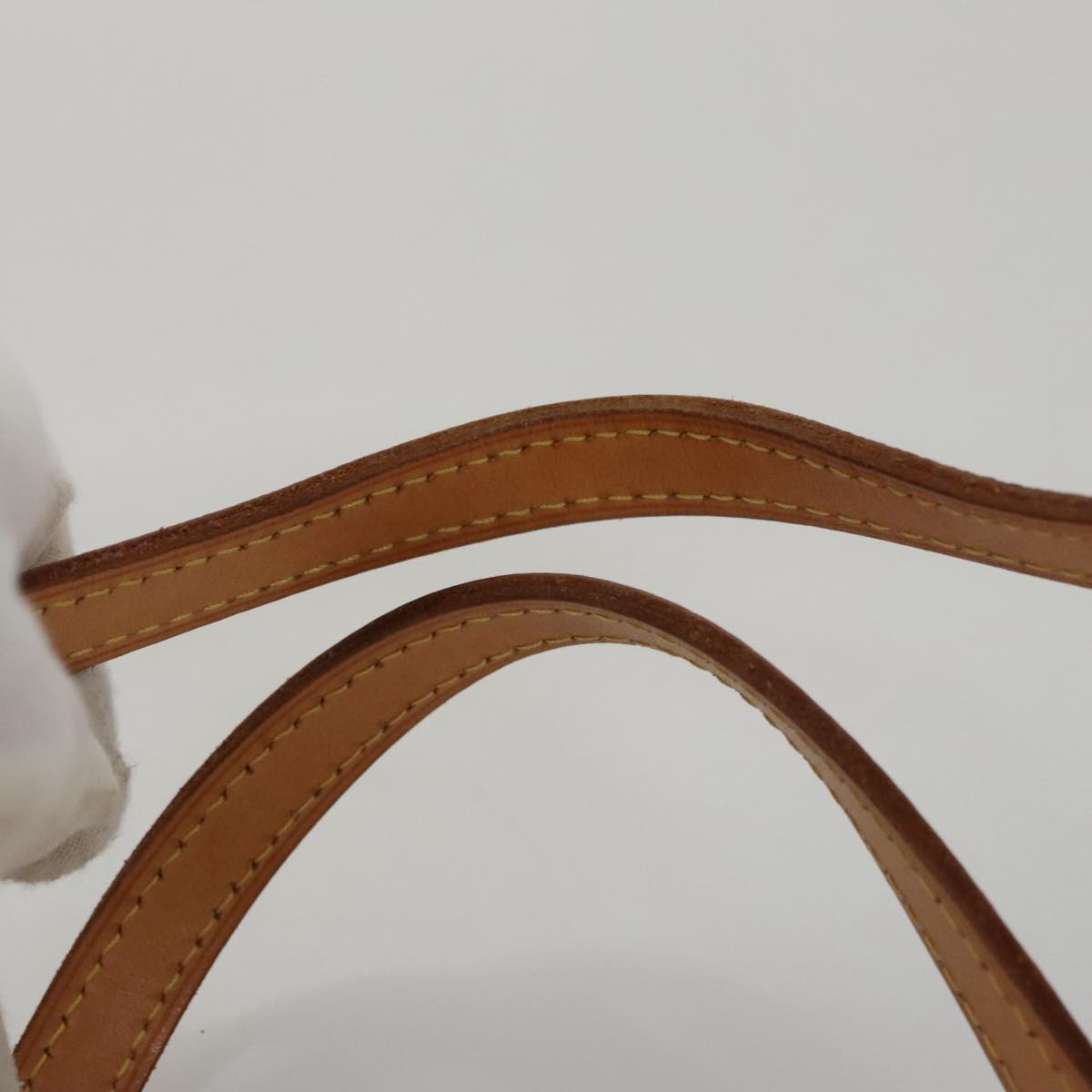 LOUIS VUITTON Monogram Vernis Bedford Hand Bag Beige M91006 LV 104718