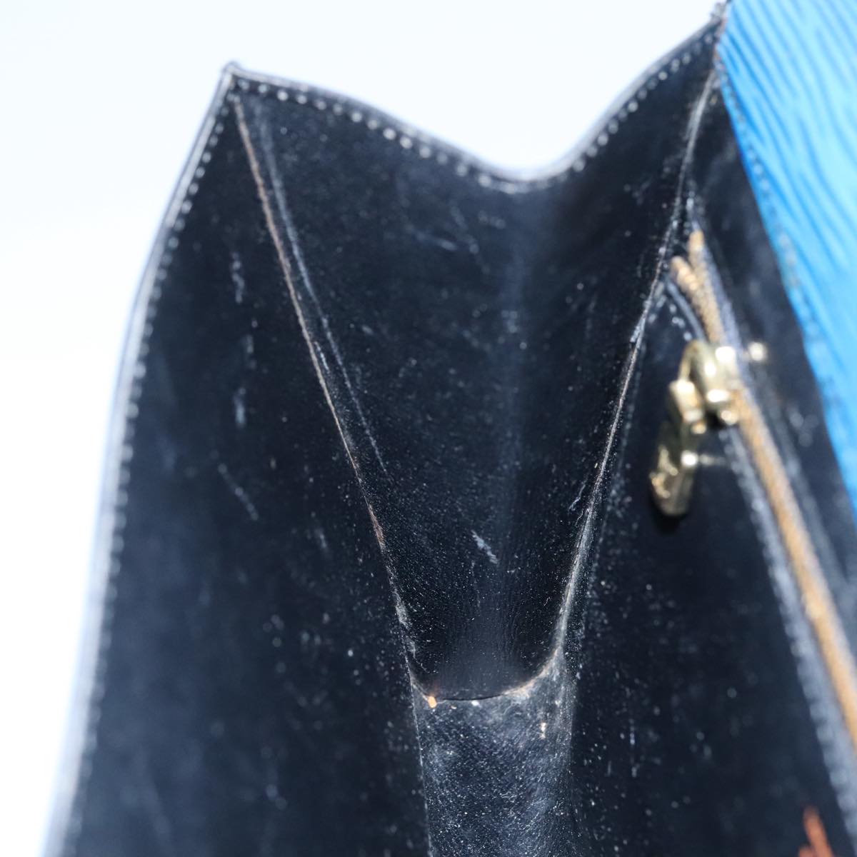 LOUIS VUITTON Epi Art Deco 27 Clutch Bag Blue LV 104728