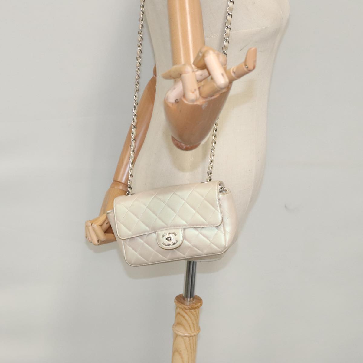 CHANEL Matelasse Chain Shoulder Bag Lamb Skin Pink CC 104774