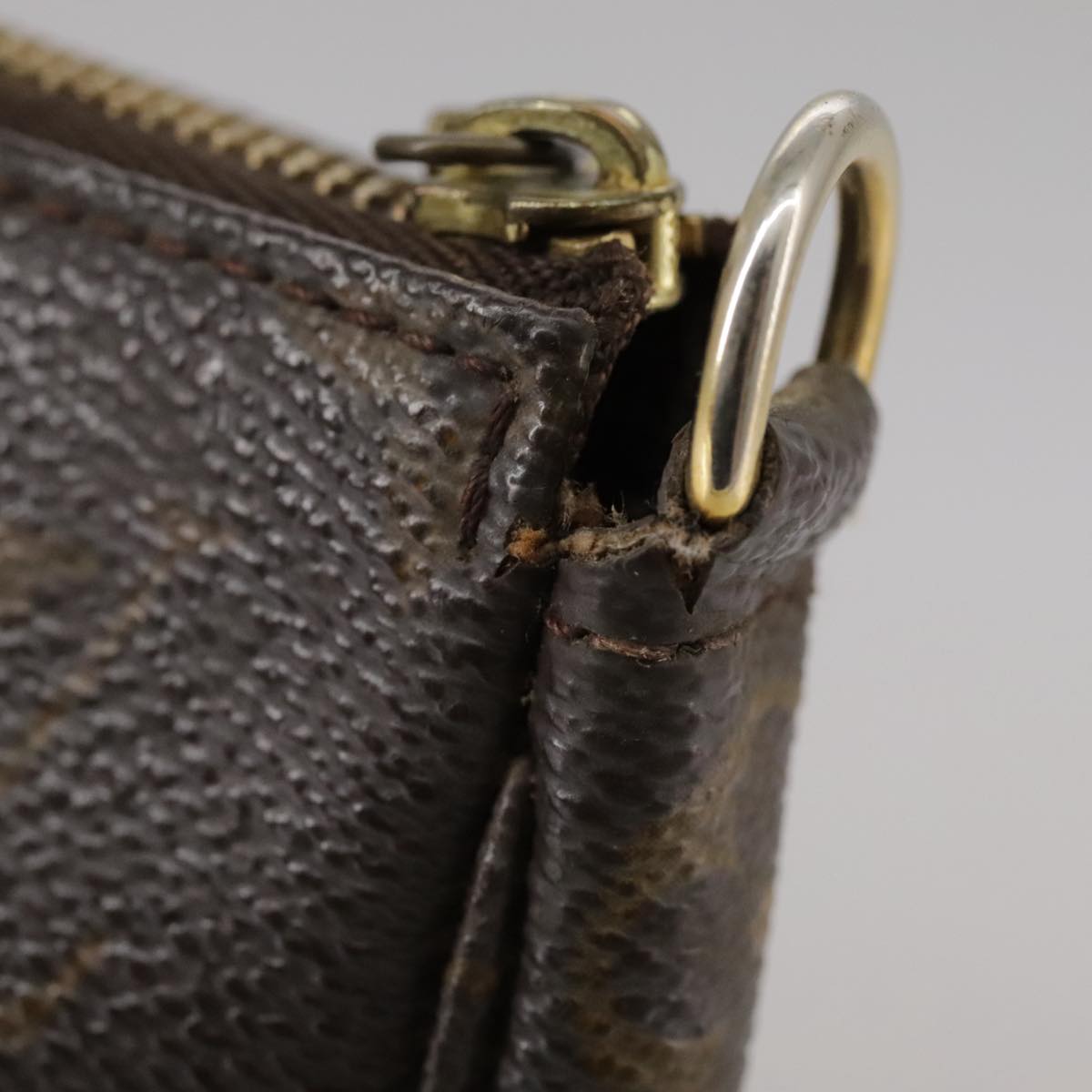 LOUIS VUITTON Monogram Pochette Accessoires Pouch M51980 LV 104790