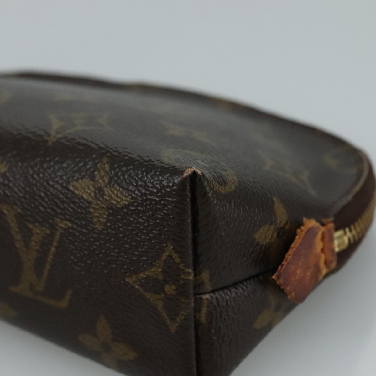LOUIS VUITTON Monogram Pochette Cosmetic PM Cosmetic Pouch M47515 LV 104796