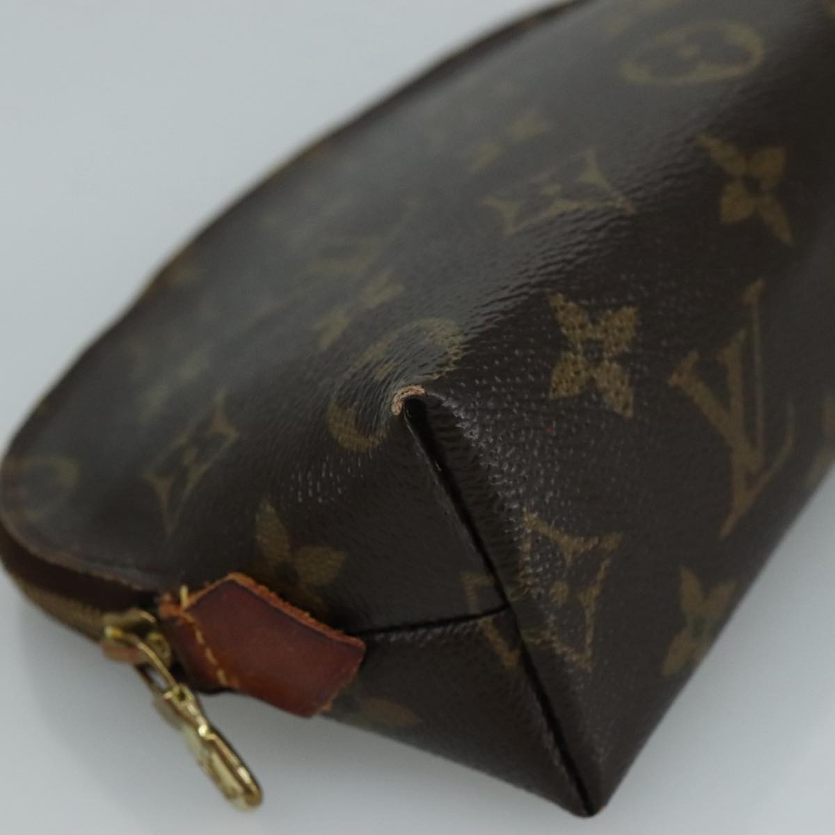 LOUIS VUITTON Monogram Pochette Cosmetic PM Cosmetic Pouch M47515 LV 104796