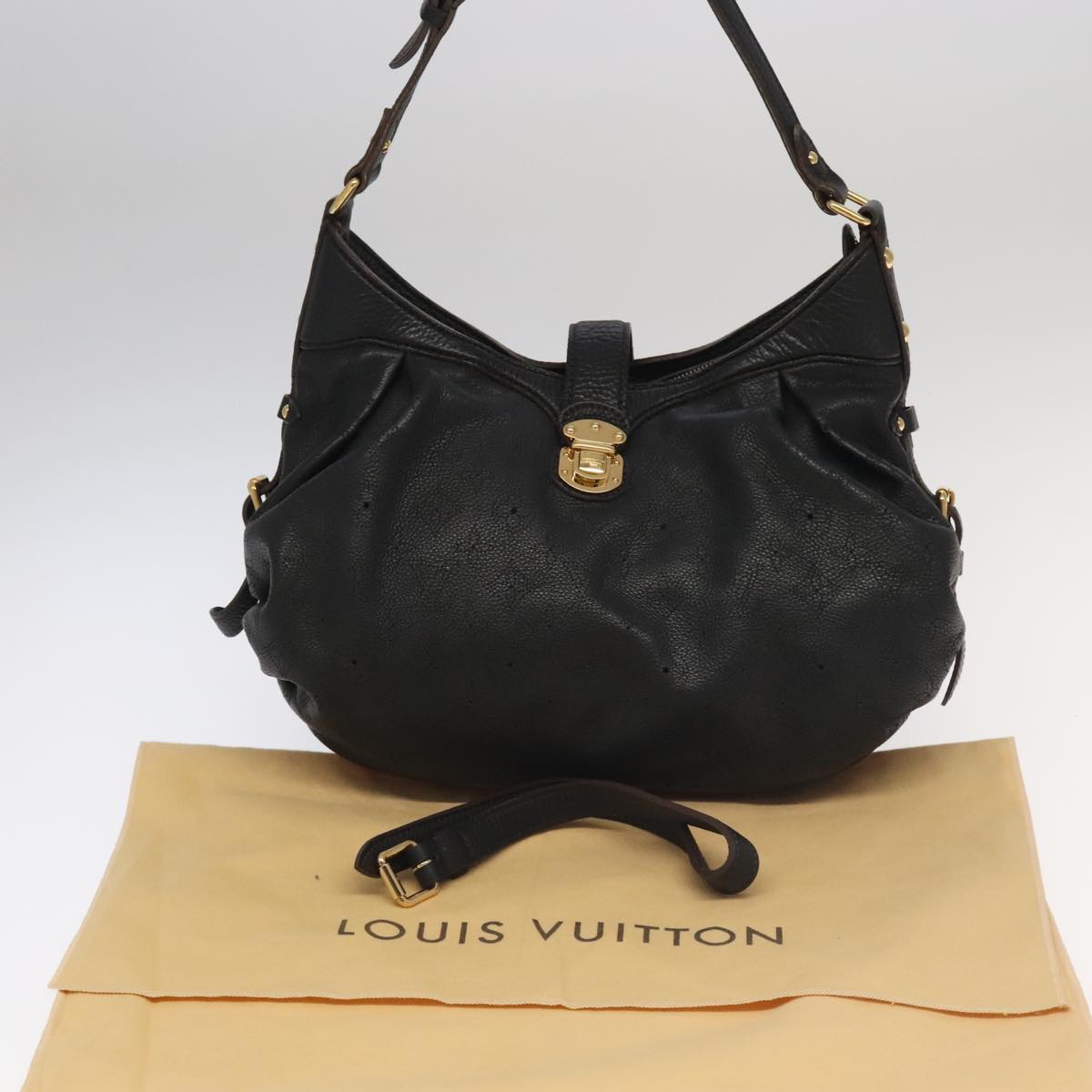 LOUIS VUITTON Monogram Mahina XS Shoulder Bag Black M95660 LV 104802