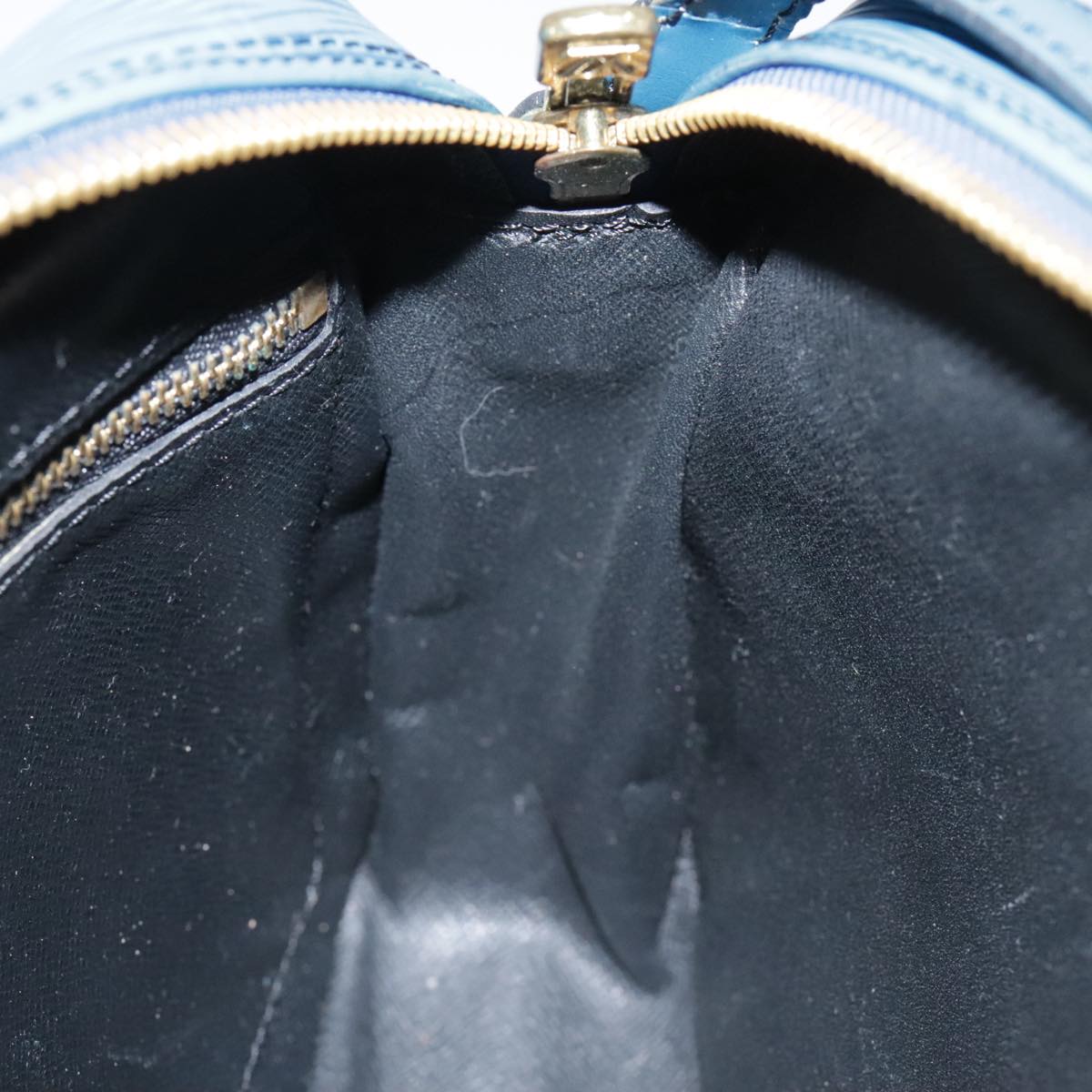 LOUIS VUITTON Epi Trocadero 23 Shoulder Bag Blue M52305 LV 104835