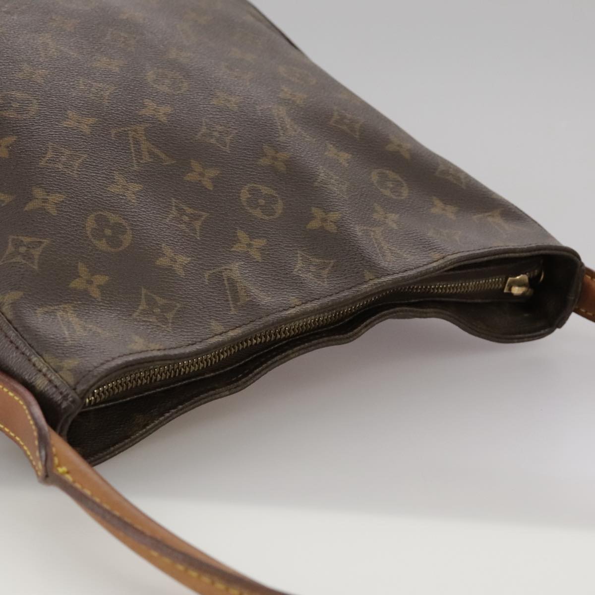 LOUIS VUITTON Monogram Looping GM Shoulder Bag M51145 LV 104891