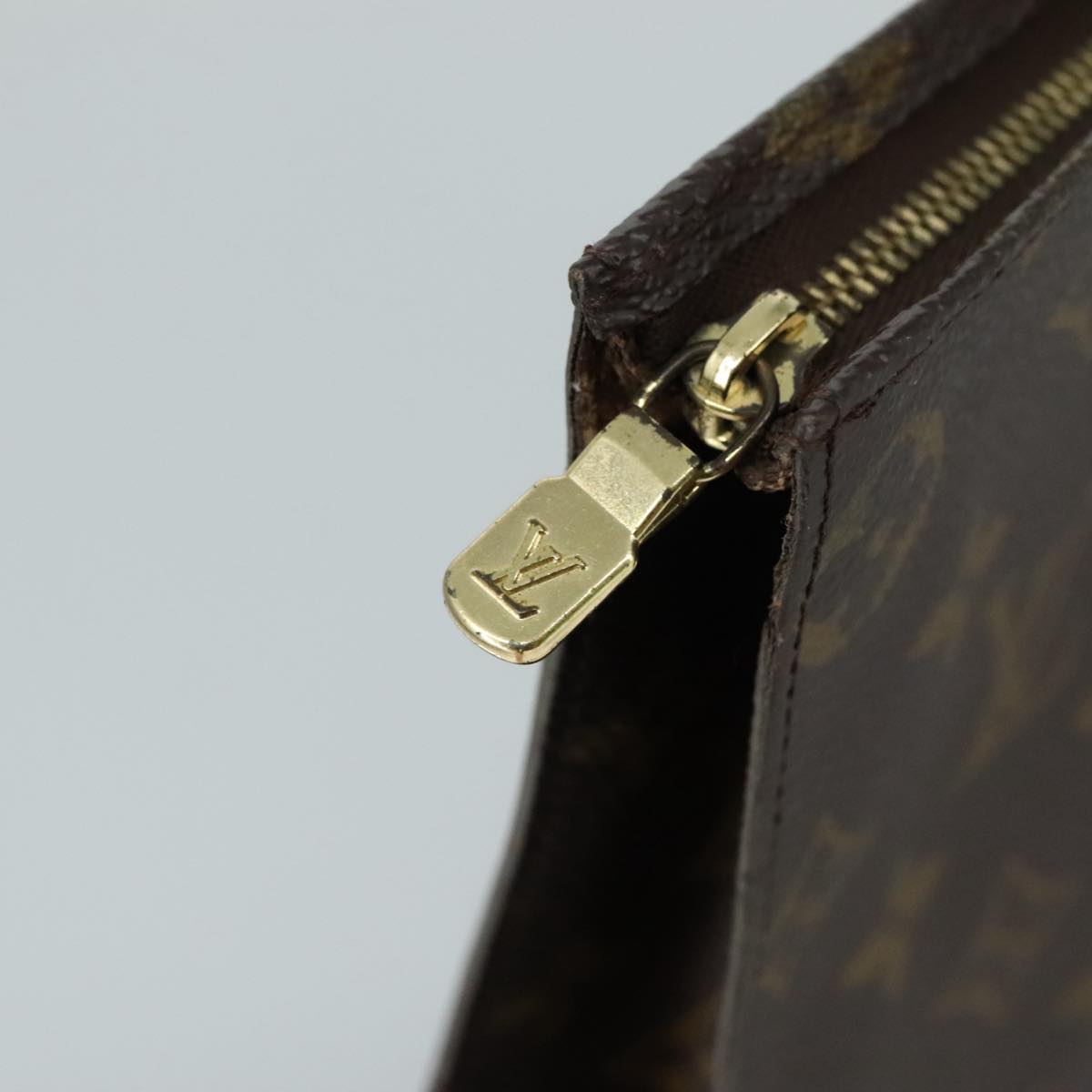 LOUIS VUITTON Monogram Poche Toilette 26 Pouch M47542 LV 104900