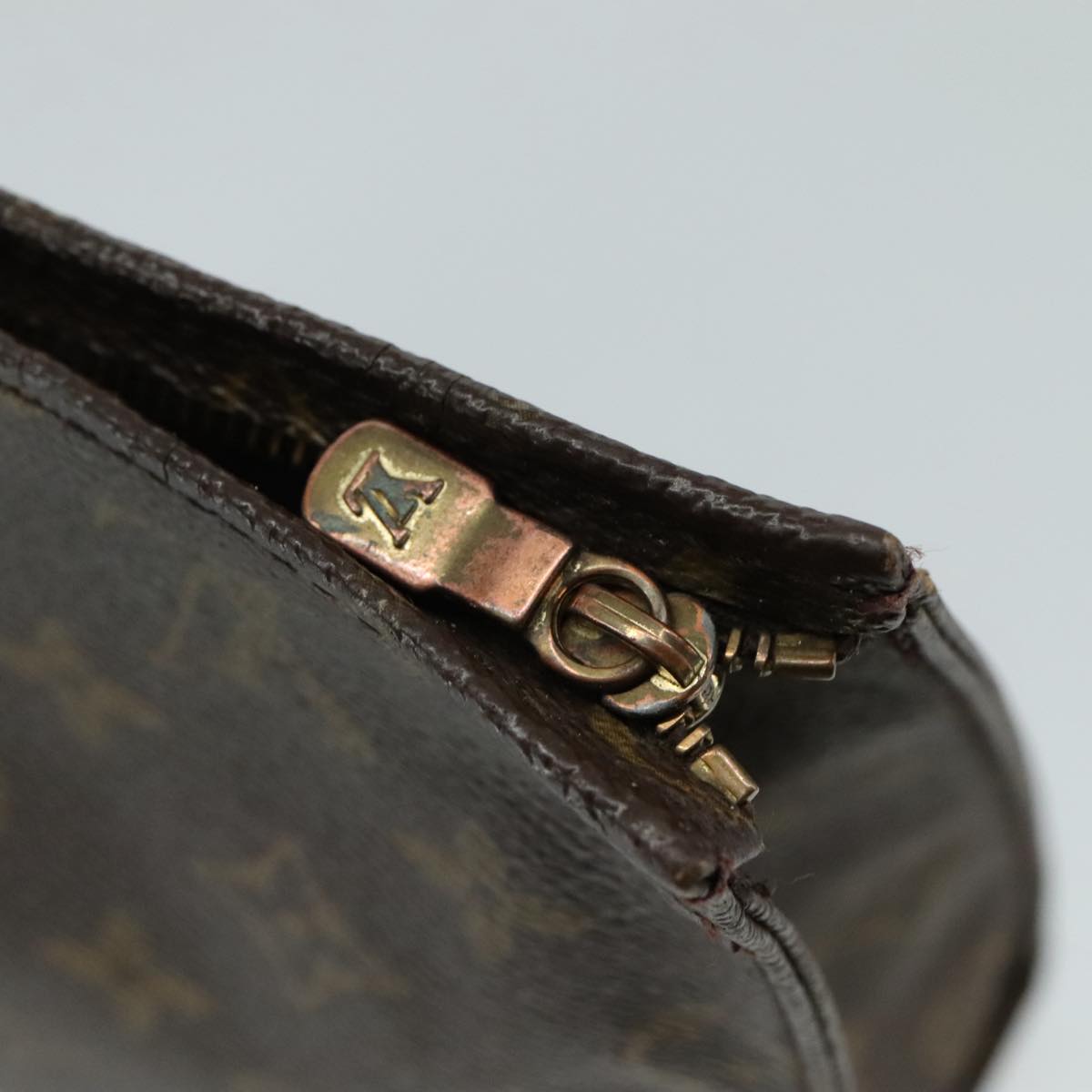 LOUIS VUITTON Monogram Poche Toilette 26 Pouch M47542 LV 104901