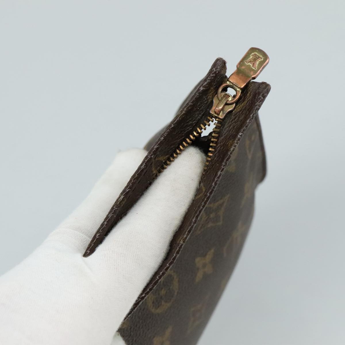 LOUIS VUITTON Monogram Poche Toilette 26 Pouch M47542 LV 104901