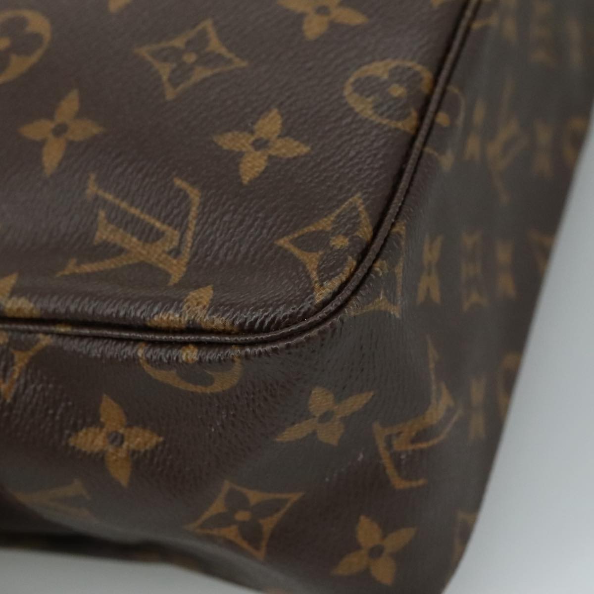 LOUIS VUITTON Monogram Trousse Toilette 28 Clutch Bag M47522 LV 104907