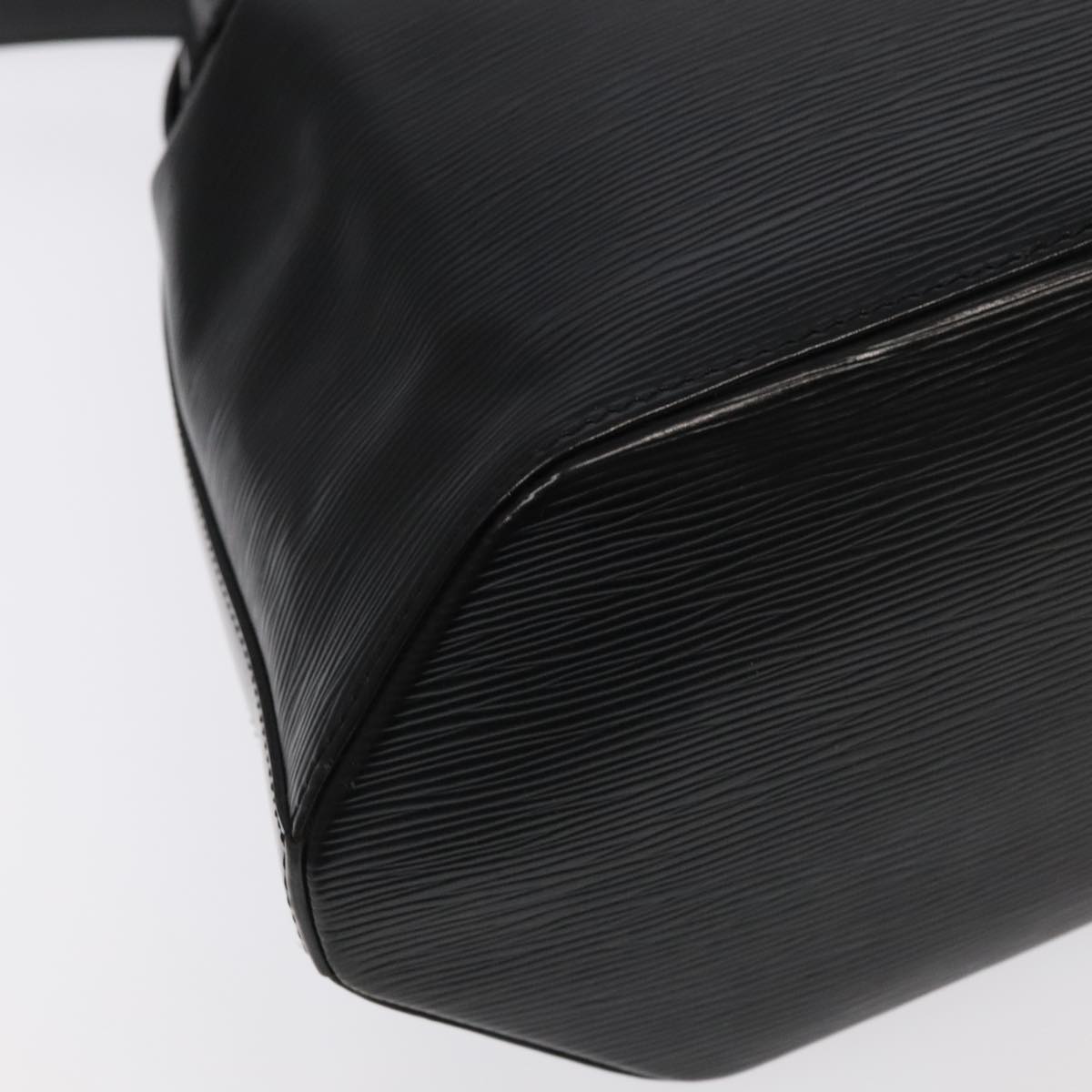 LOUIS VUITTON Epi Sac Depaule GM Shoulder Bag Black M80155 LV 104919