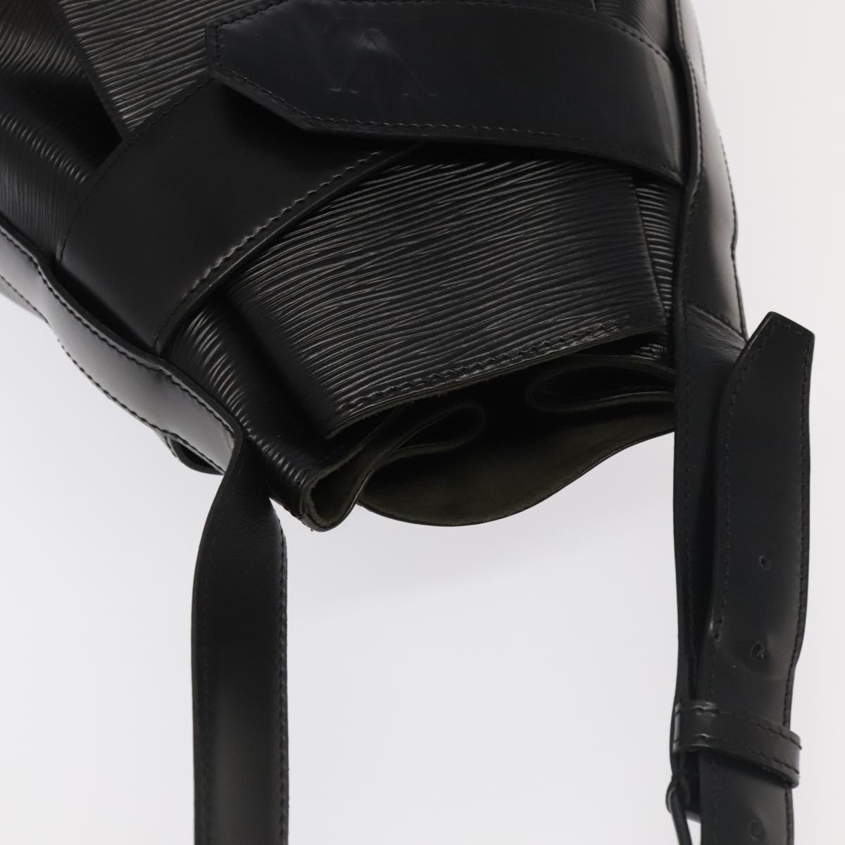 LOUIS VUITTON Epi Sac Depaule GM Shoulder Bag Black M80155 LV 104919