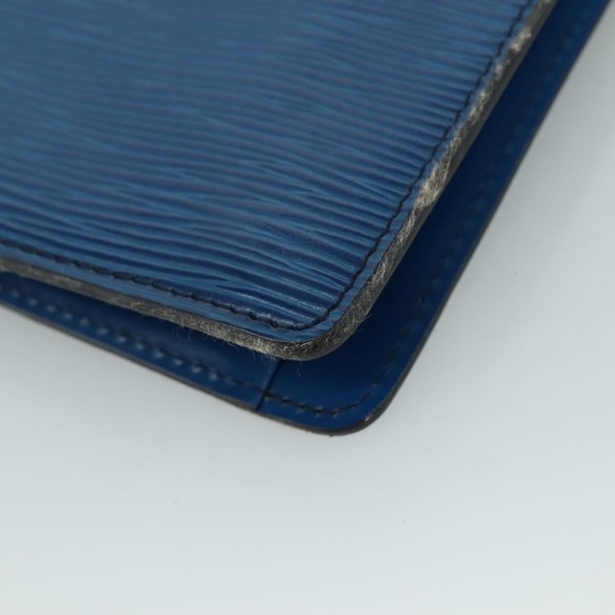 LOUIS VUITTON Epi Montaigne 27 Clutch Bag Blue M52655 LV 104922
