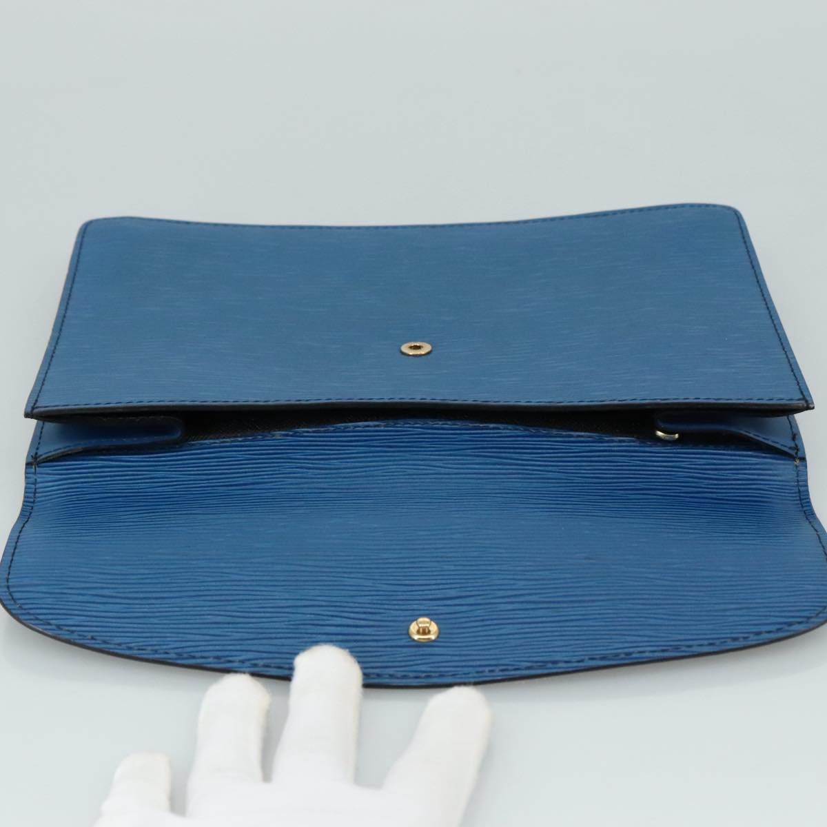 LOUIS VUITTON Epi Montaigne 27 Clutch Bag Blue M52655 LV 104922