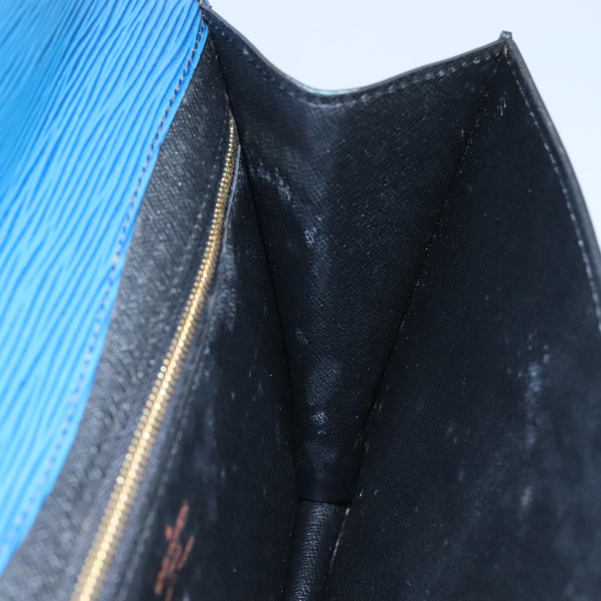 LOUIS VUITTON Epi Montaigne 27 Clutch Bag Blue M52655 LV 104922