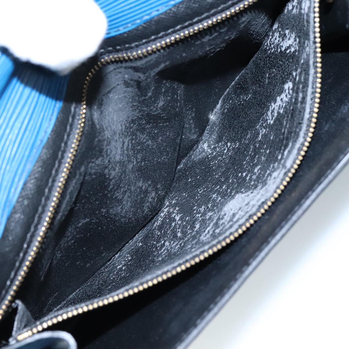 LOUIS VUITTON Epi Montaigne 27 Clutch Bag Blue M52655 LV 104922