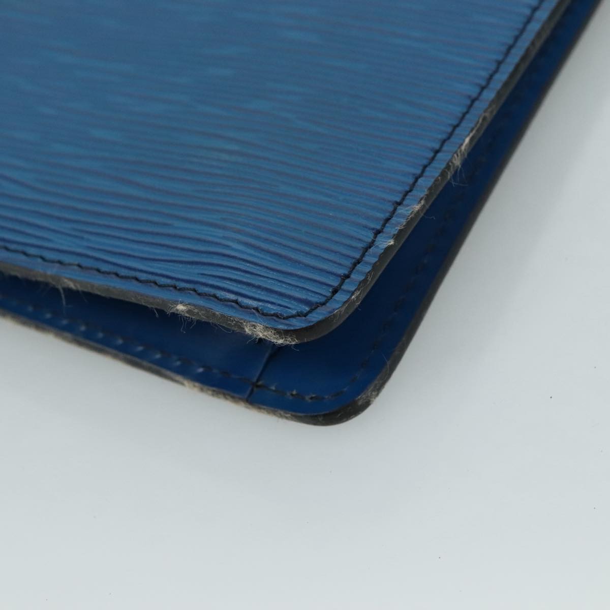 LOUIS VUITTON Epi Montaigne 27 Clutch Bag Blue M52655 LV 104922