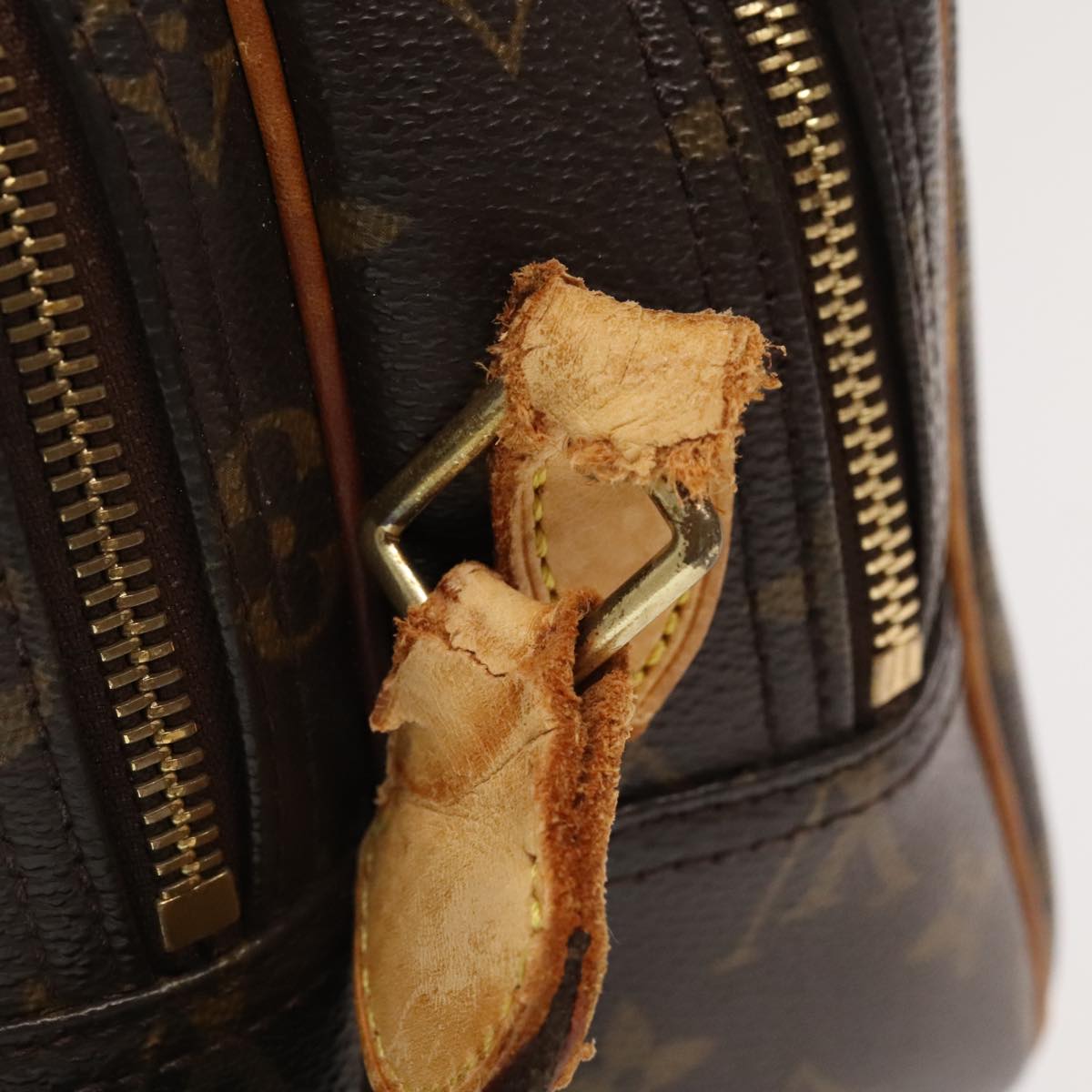 LOUIS VUITTON Monogram Reporter PM Shoulder Bag M45254 LV 104950