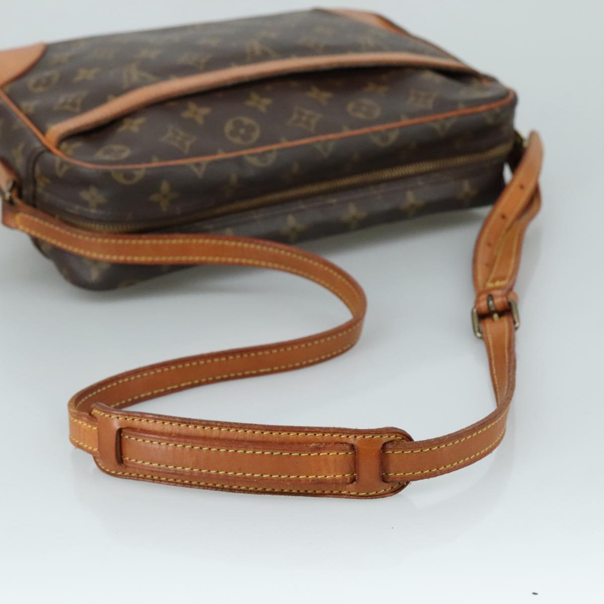 LOUIS VUITTON Monogram Trocadero 30 Shoulder Bag M51272 LV 104975