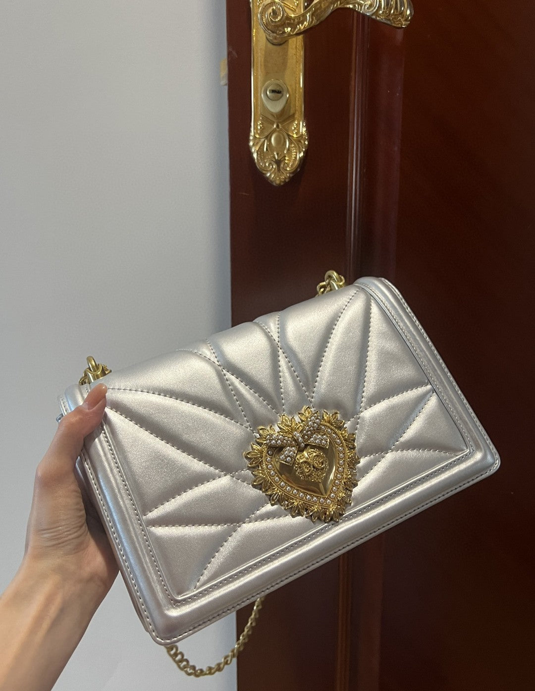 GLAMI Large Devotion Bag In Quilted Nappa Silver For Women 10in/26cm GLAMI