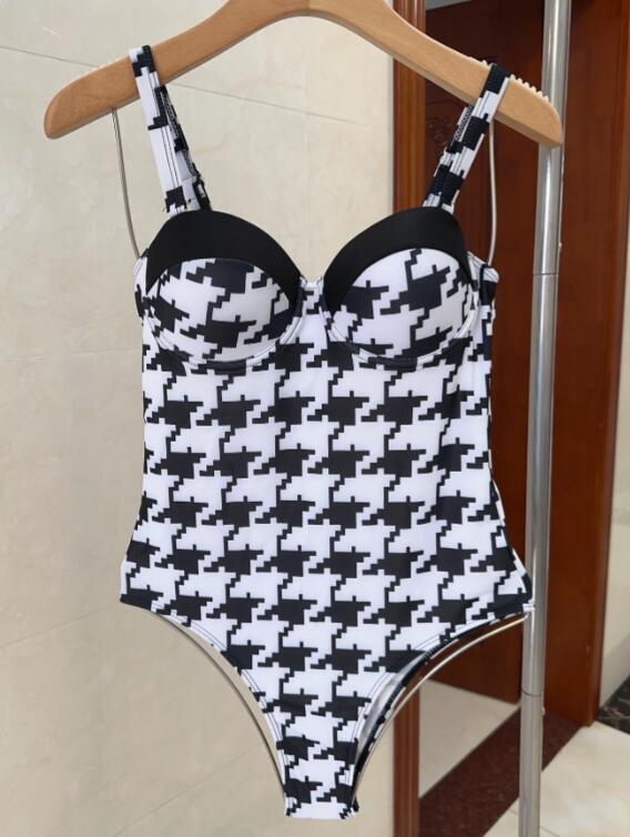 SAMC - Mix Swimsuits - 024