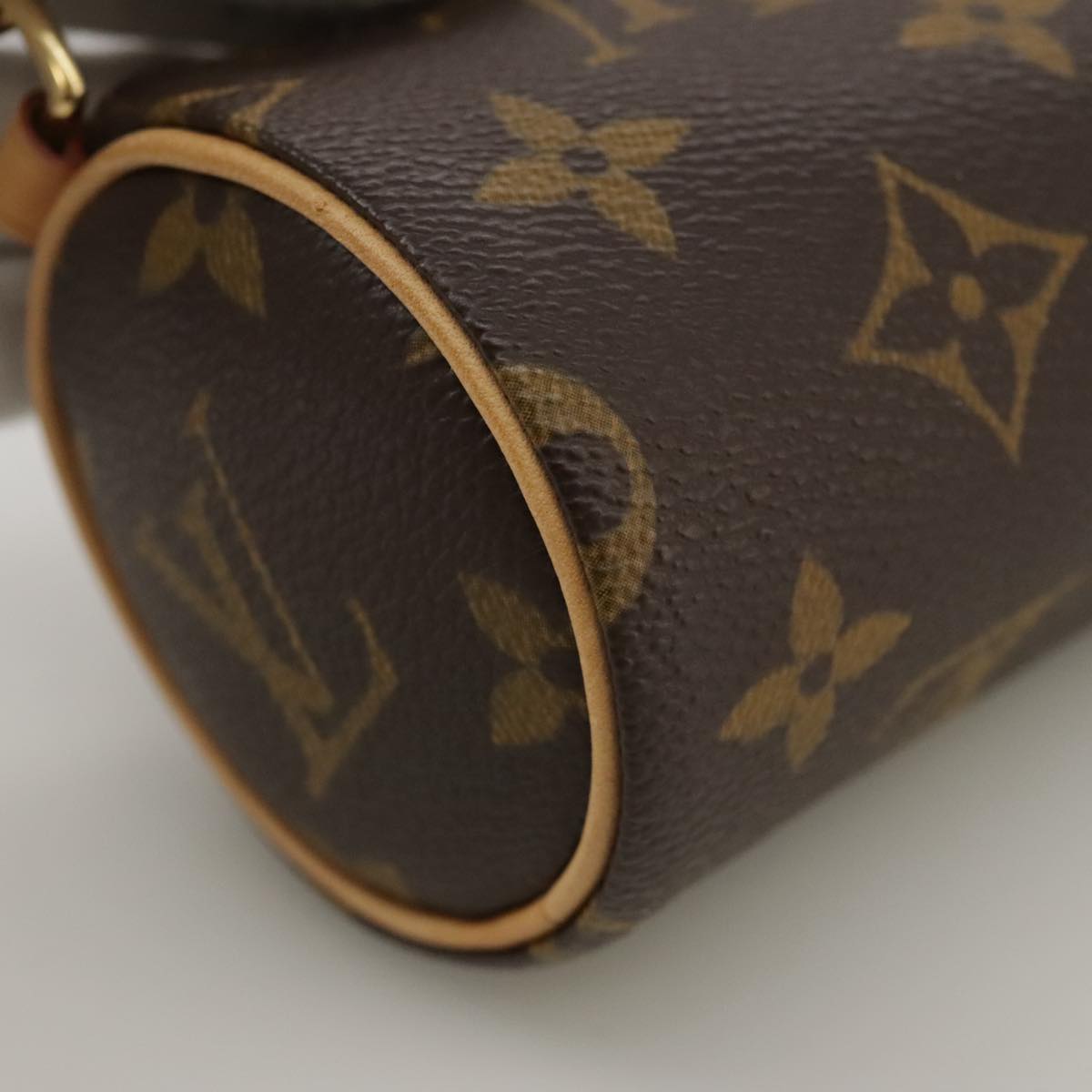 LOUIS VUITTON Monogram Papillon Pouch LV 106011