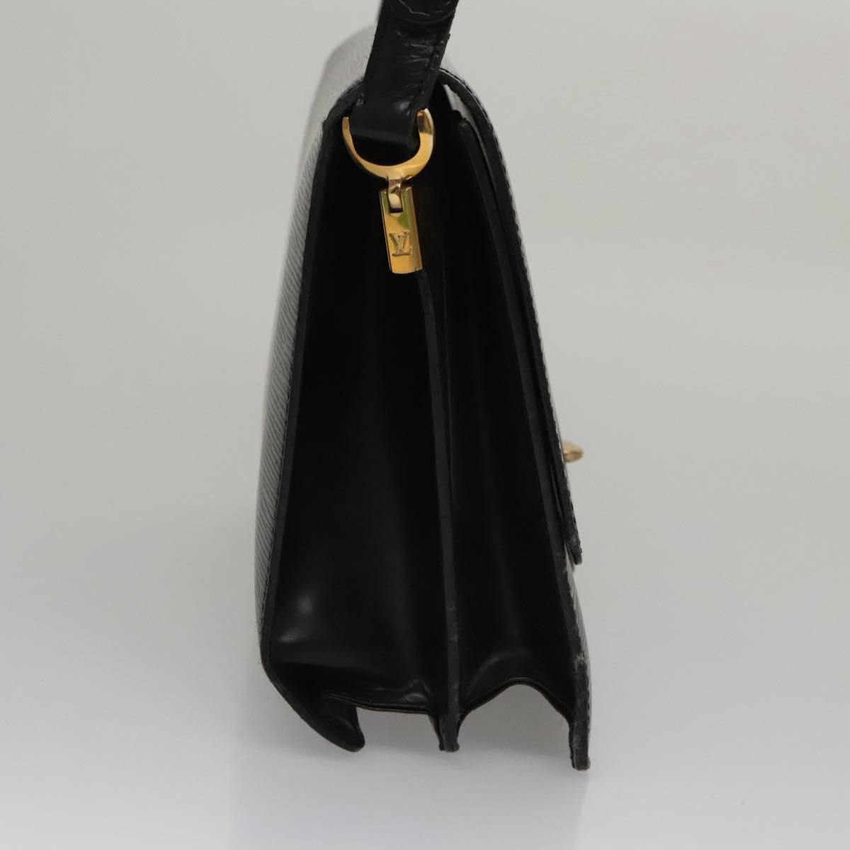 LOUIS VUITTON Epi Free Run Shoulder Bag Black M52402 LV 106127