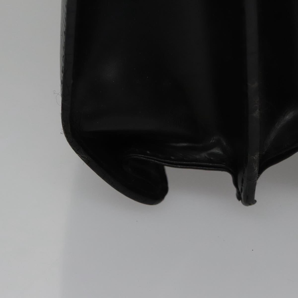 LOUIS VUITTON Epi Free Run Shoulder Bag Black M52402 LV 106127