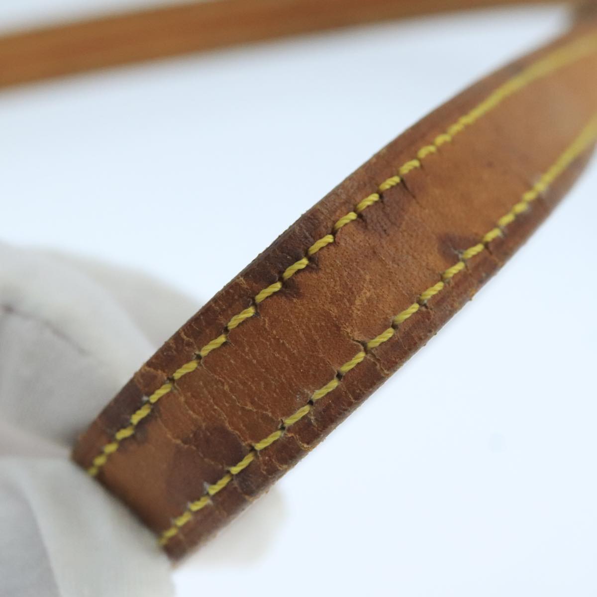 LOUIS VUITTON Shoulder Strap Leather 35.4"" Beige LV 106307