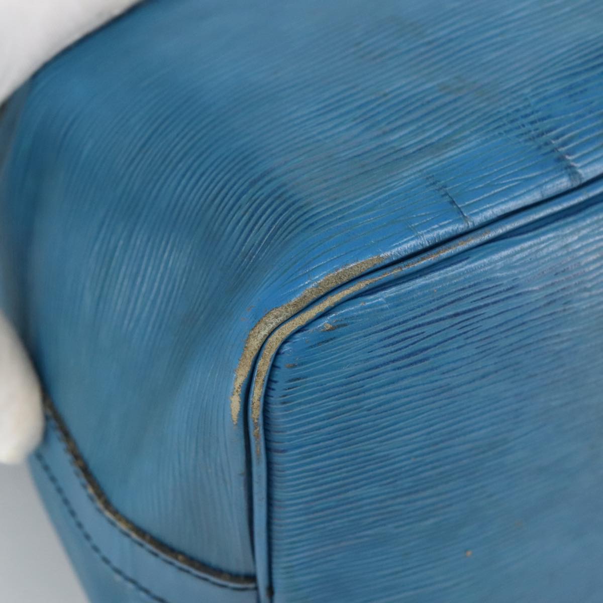 LOUIS VUITTON Epi Petit Noe Shoulder Bag Blue M44105 LV 106373