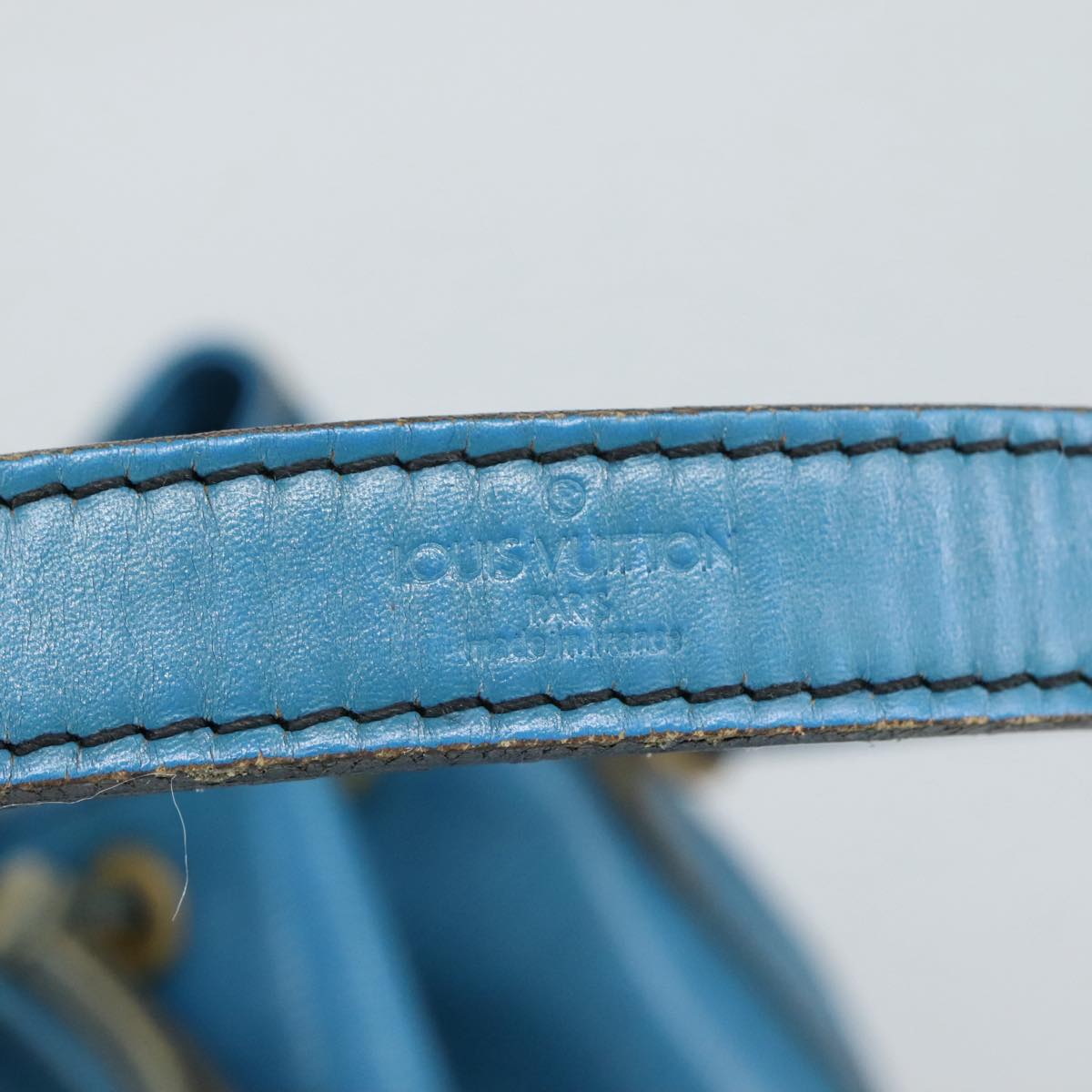 LOUIS VUITTON Epi Petit Noe Shoulder Bag Blue M44105 LV 106373