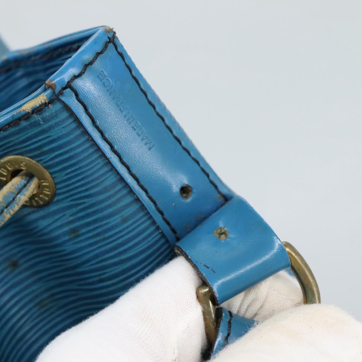 LOUIS VUITTON Epi Petit Noe Shoulder Bag Blue M44105 LV 106373