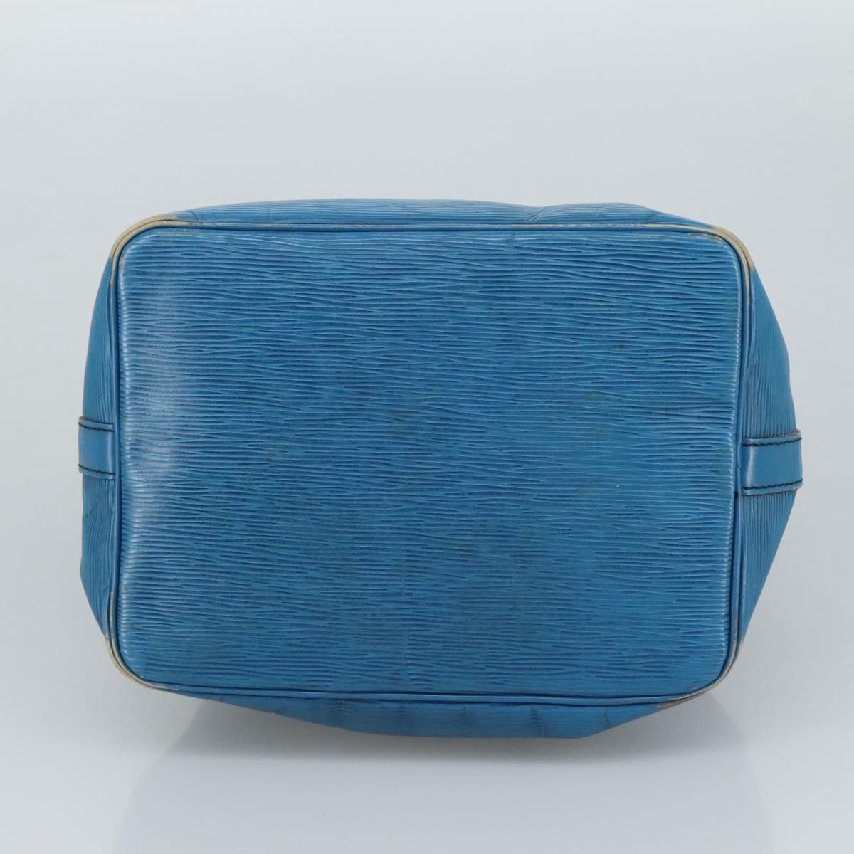 LOUIS VUITTON Epi Petit Noe Shoulder Bag Blue M44105 LV 106373