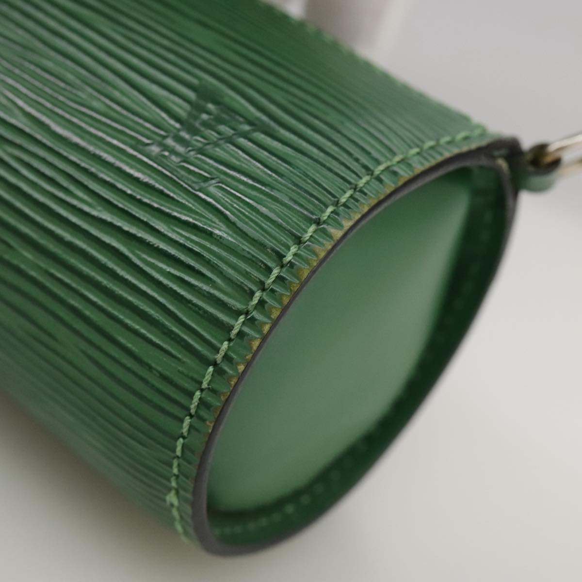LOUIS VUITTON Epi Soufflot Pouch Green LV 106405