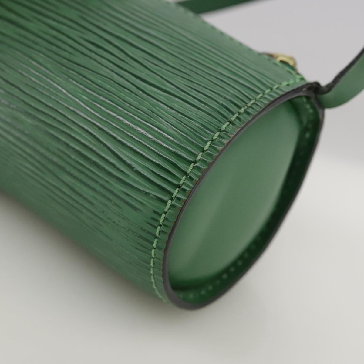 LOUIS VUITTON Epi Soufflot Pouch Green LV 106405