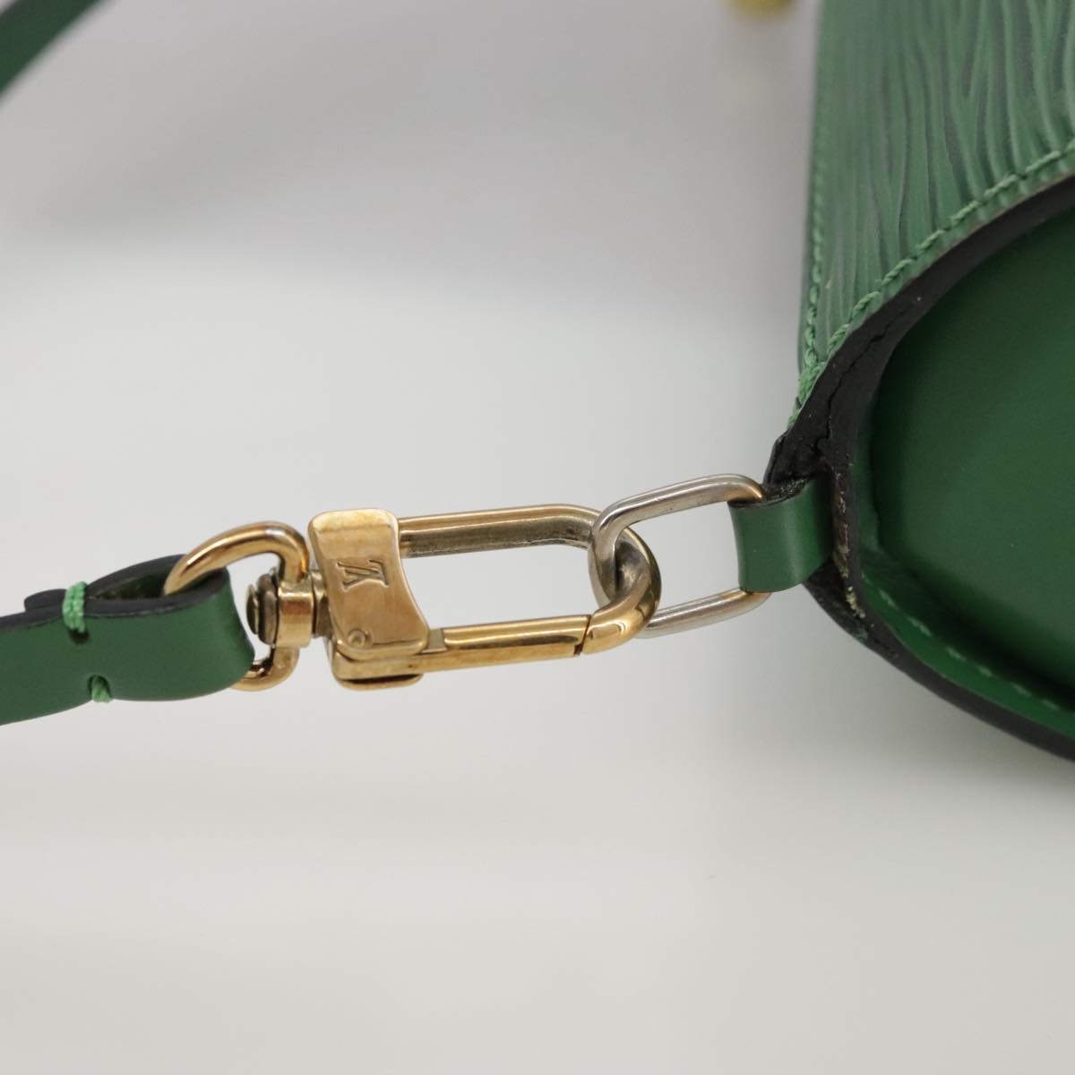 LOUIS VUITTON Epi Soufflot Pouch Green LV 106405