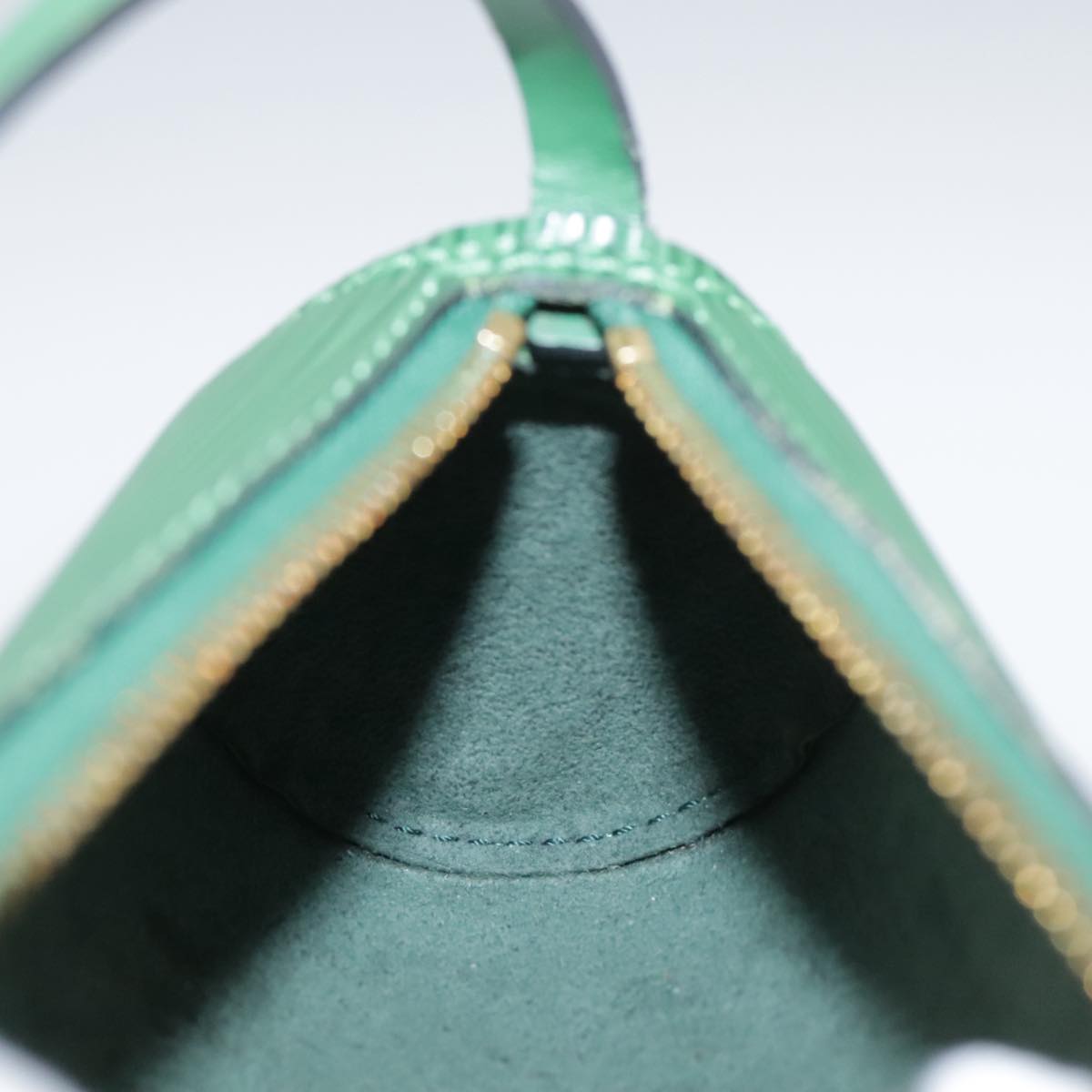 LOUIS VUITTON Epi Soufflot Pouch Green LV 106405