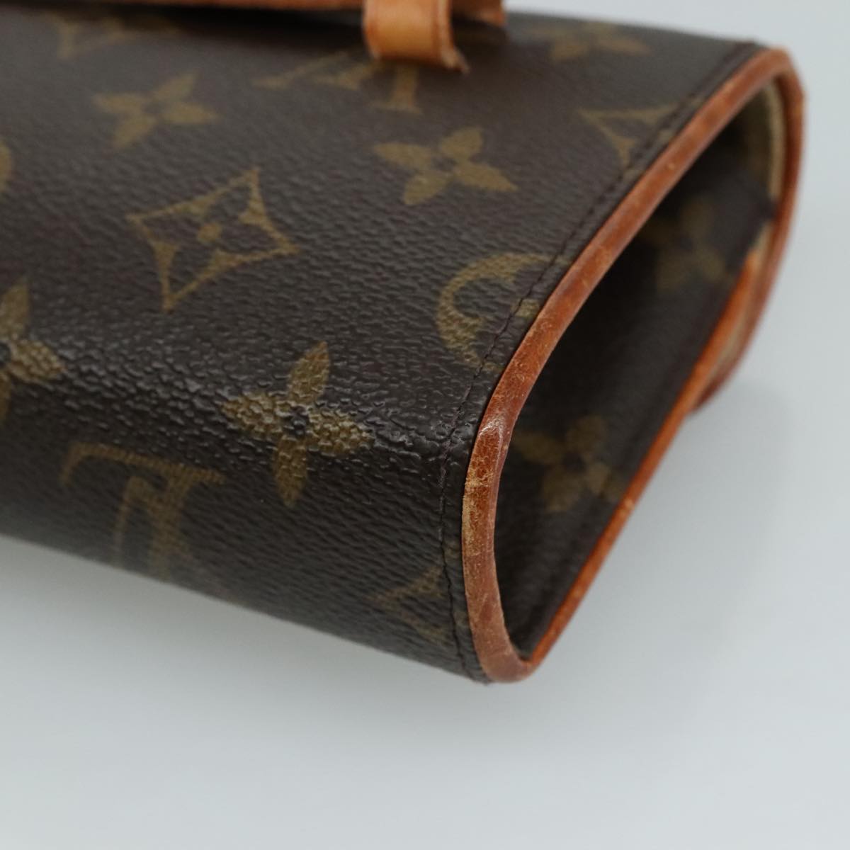 LOUIS VUITTON Monogram Pochette Florentine Waist bag M51855 LV 106410