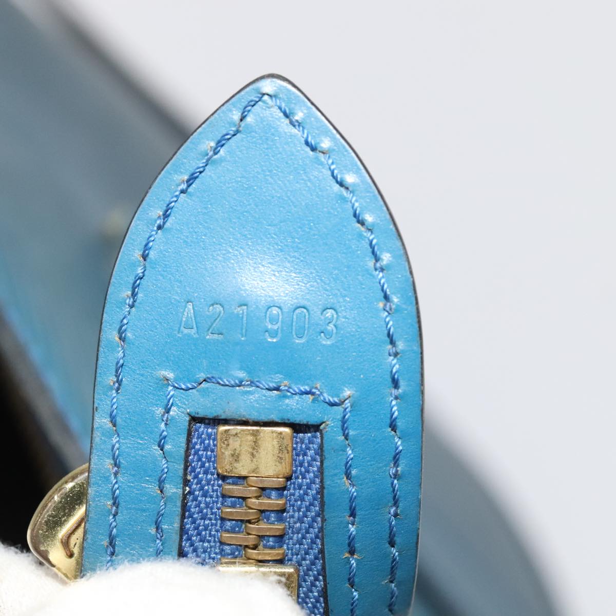 LOUIS VUITTON Epi Saint Jacques Shopping Shoulder Bag Blue M52275 106508