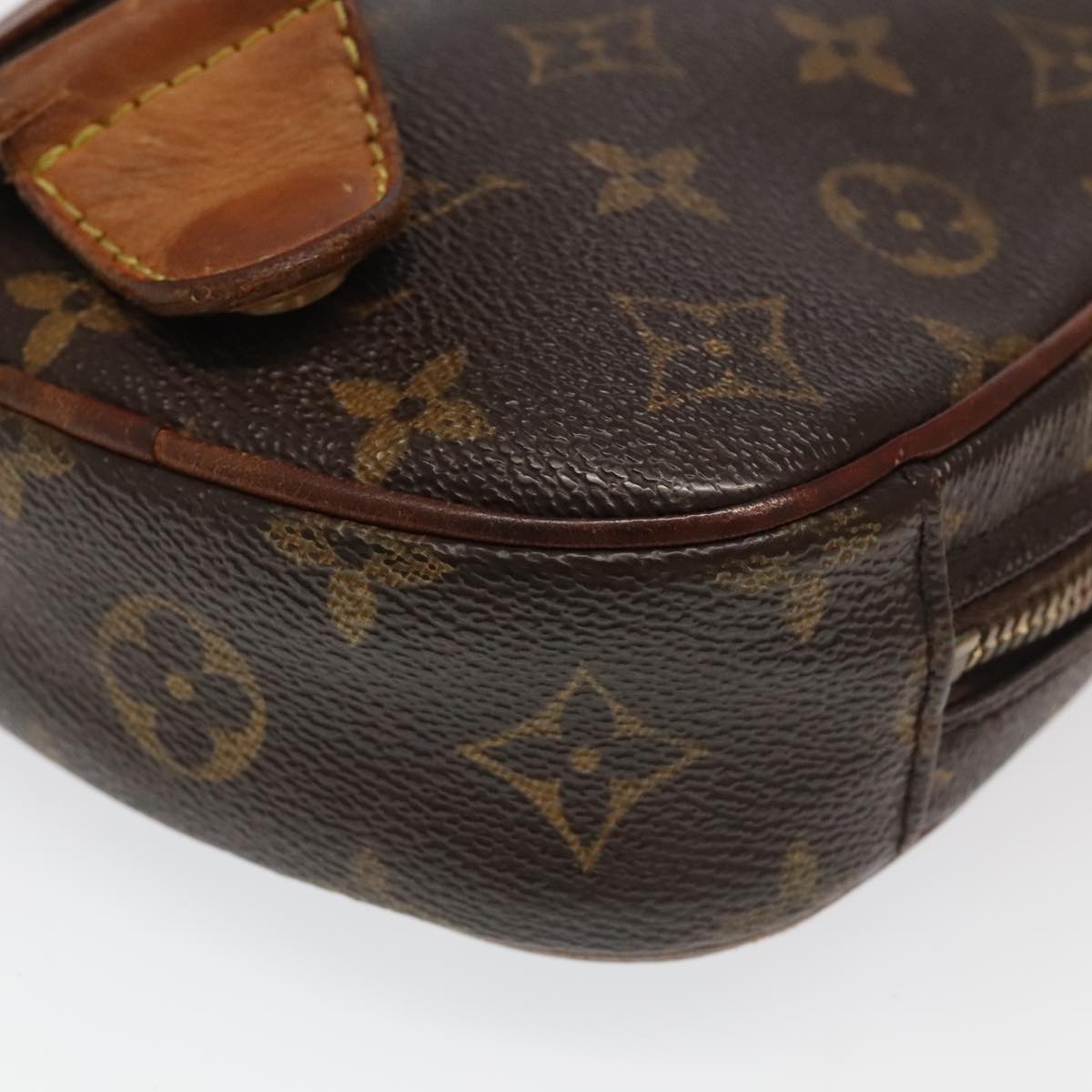 LOUIS VUITTON Monogram Pochette Gange Shoulder Bag M51870 LV 106522
