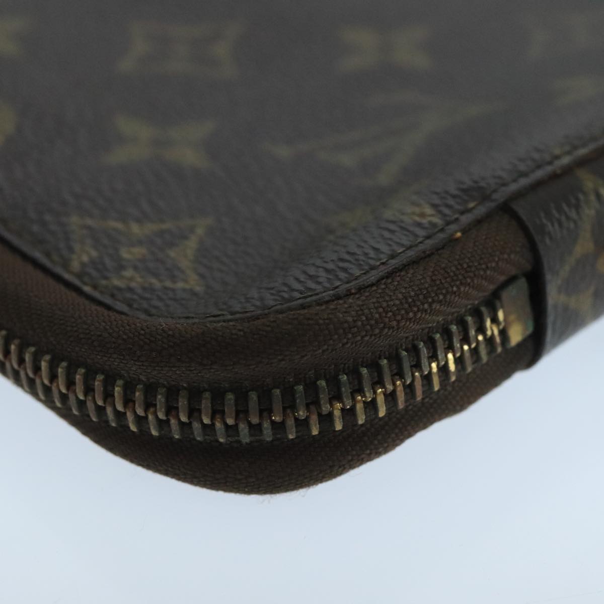LOUIS VUITTON Monogram Poche Escapade Travel Case M60113 LV 106611